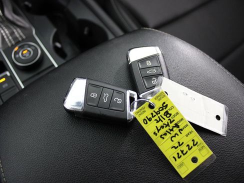 Used 2022 Volkswagen Atlas SE image 24