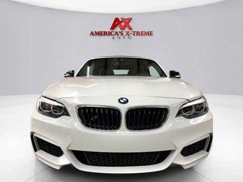 Used 2018 BMW M240i Convertible image 9