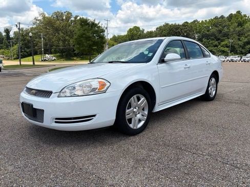 Used 2014 Chevrolet Impala LT w/ LT Sunroof Package FWD image 1