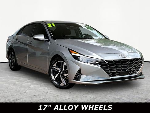 Used 2021 Hyundai Elantra Limited FWD image 3