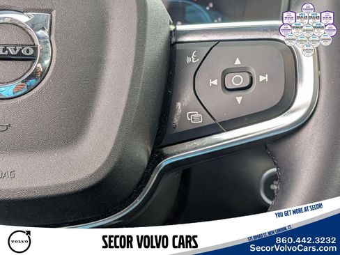 Used 2023 Volvo XC40 B5 Ultimate w/ Protection Package Premier AWD/4WD image 21