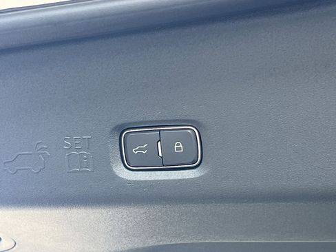 New 2025 Ford Expedition Platinum w/ Platinum Ultimate Package image 25