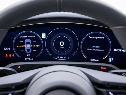 Certified 2022 Porsche Taycan Turbo w/ Premium Package image 23