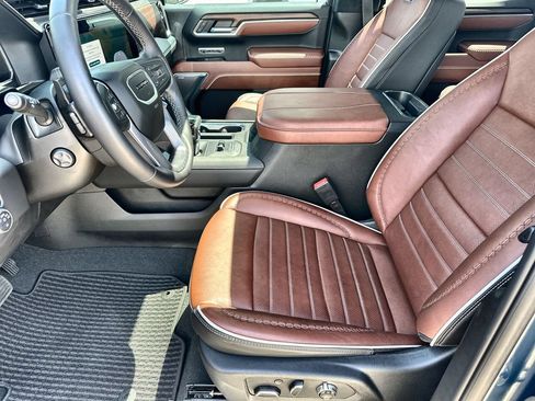 Certified 2025 GMC Sierra 1500 Denali Ultimate AWD/4WD image 24