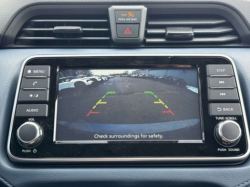 Used 2025 Nissan Versa SV w/ Trunk Package image 21