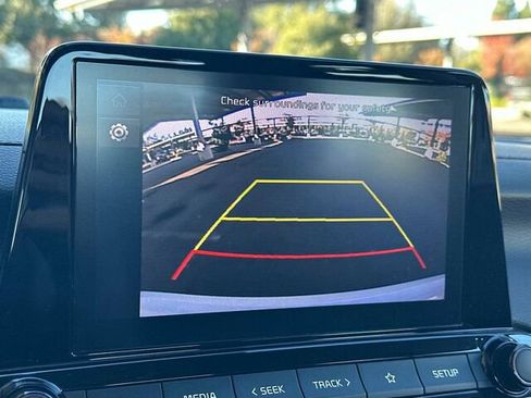 Used 2023 Kia Forte LXS image 22