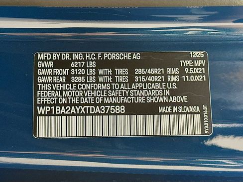 New 2026 Porsche Cayenne Coupe image 34