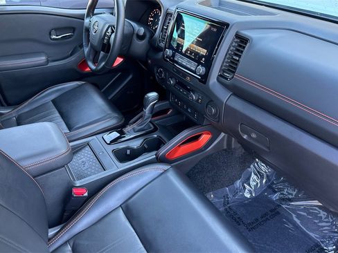 Used 2024 Nissan Frontier PRO-4X w/ Pro Premium Package image 15