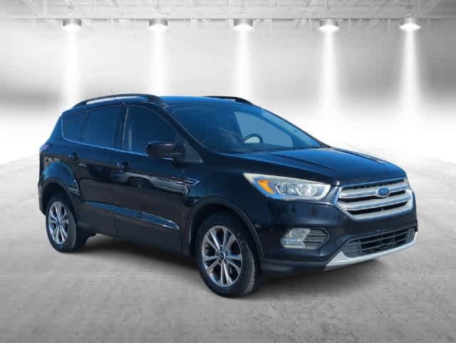 Used 2018 Ford Escape SEL FWD image 2