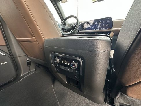 New 2026 Chevrolet Tahoe High Country image 18