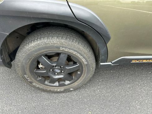 Used 2023 Subaru Outback Wilderness AWD/4WD image 13