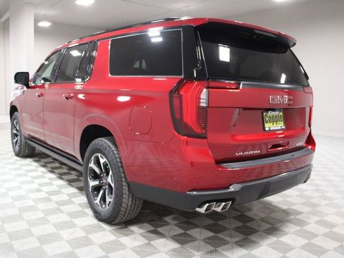 New 2026 GMC Yukon XL AT4 w/ AT4 Premium Plus Package AWD/4WD image 8