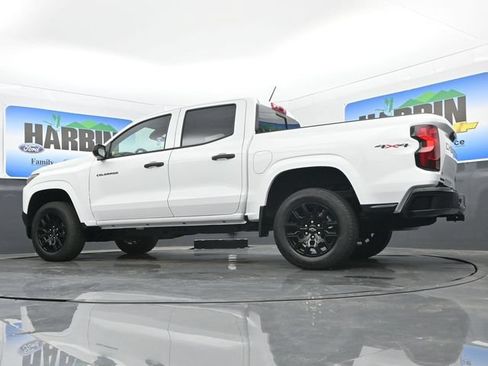 New 2026 Chevrolet Colorado W/T w/ WT Custom Package AWD/4WD image 15
