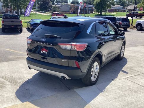 Used 2022 Ford Escape SE AWD/4WD image 4