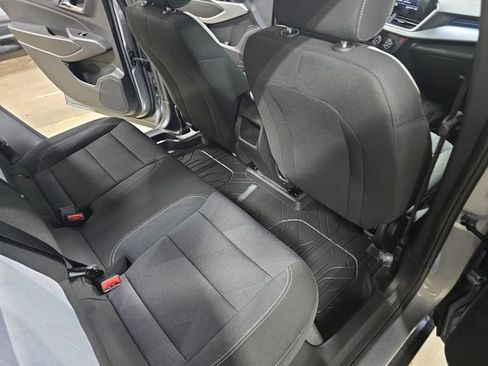 New 2026 Chevrolet Trax LS w/ LS Convenience Package FWD image 12