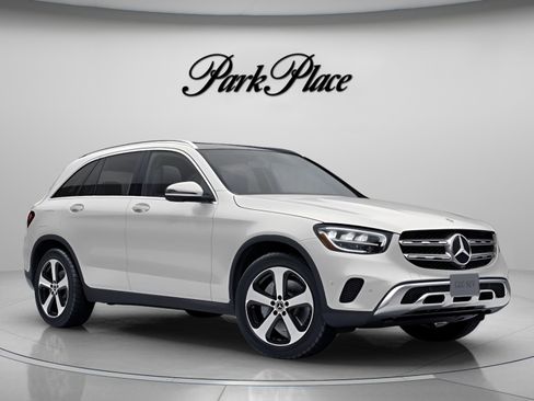 Used 2020 Mercedes-Benz GLC 300 image 32