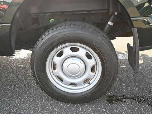 Used 2017 Ford F150 XL w/ Heavy-Duty Payload Package image 13