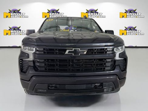 Used 2023 Chevrolet Silverado 1500 RST AWD/4WD image 2