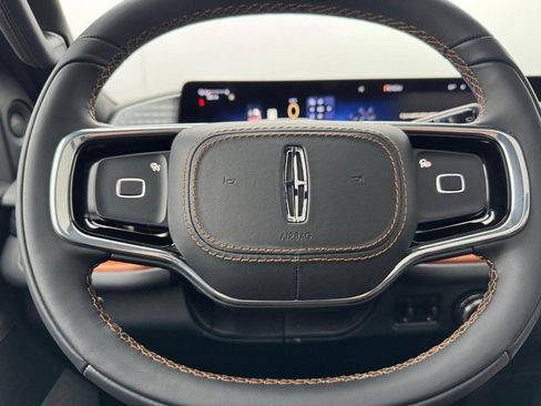 New 2025 Lincoln Navigator L Black Label image 20