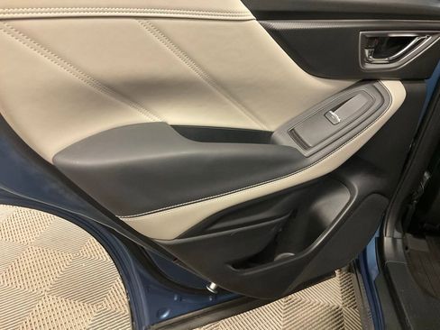 Certified 2024 Subaru Forester Limited w/ Convenience Package image 29