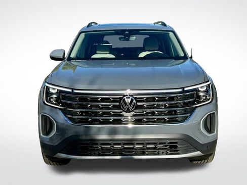 New 2026 Volkswagen Atlas SE image 2