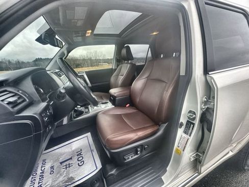 Used 2023 Toyota 4Runner Limited image 20