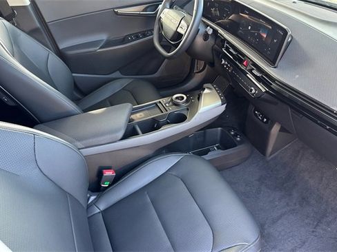 New 2025 Kia EV6 Wind image 18