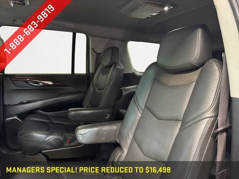 Used 2016 Cadillac Escalade ESV Luxury AWD/4WD image 24