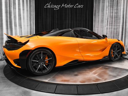 Used 2022 McLaren 765LT image 5