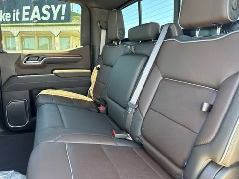 New 2026 GMC Sierra 1500 Denali w/ Denali Reserve Package AWD/4WD image 14