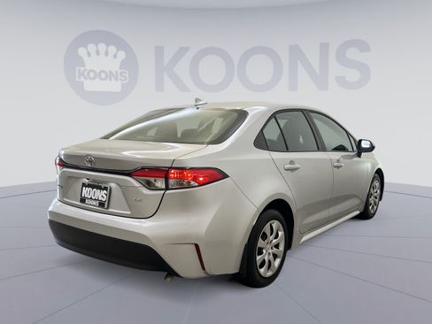 Used 2026 Toyota Corolla LE FWD image 8