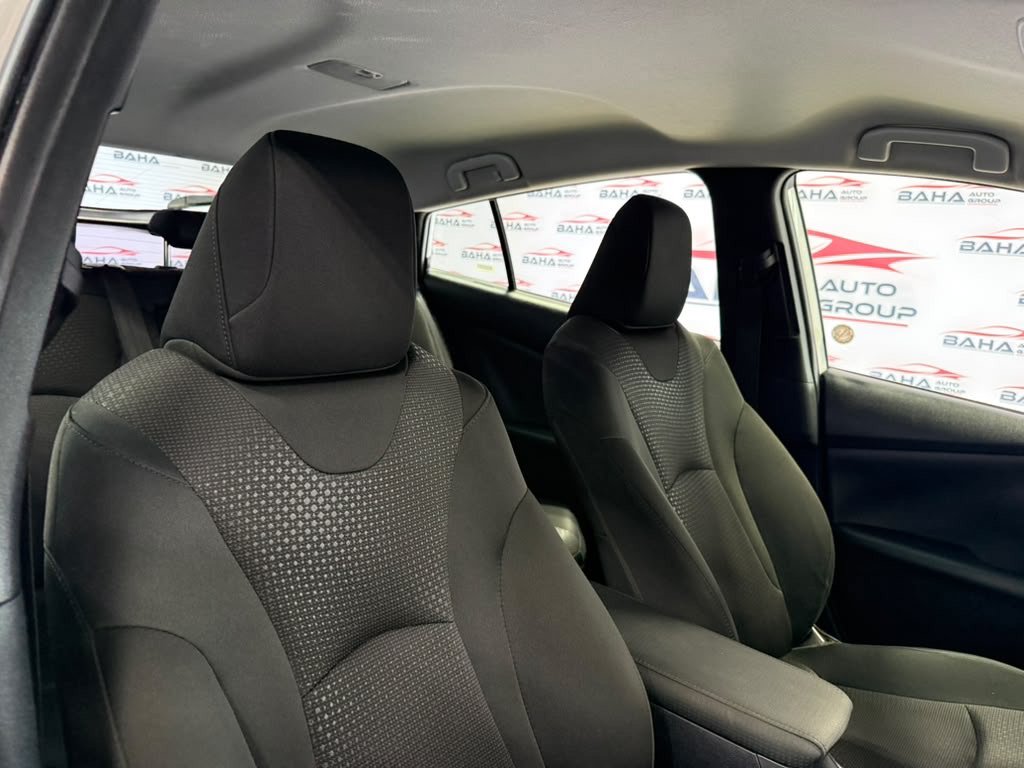 Used 2022 Toyota Prius LE FWD image 41