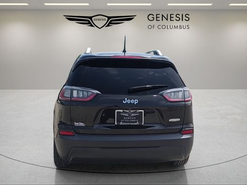 Used 2020 Jeep Cherokee Latitude FWD image 4