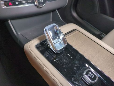 New 2026 Volvo XC90 B5 Plus w/ Protection Package image 20