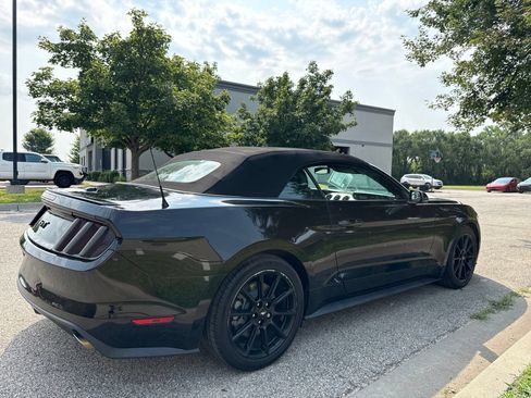 Used 2016 Ford Mustang GT Premium w/ Black Accent Package RWD image 5