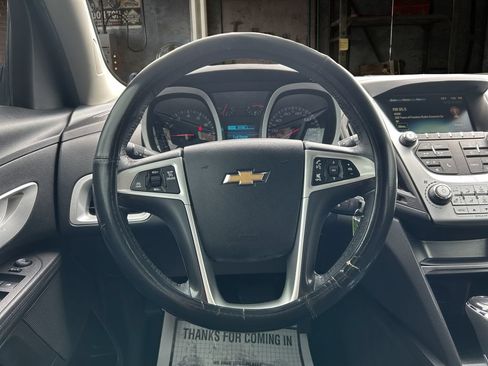Used 2017 Chevrolet Equinox LT w/ Convenience Package FWD image 19