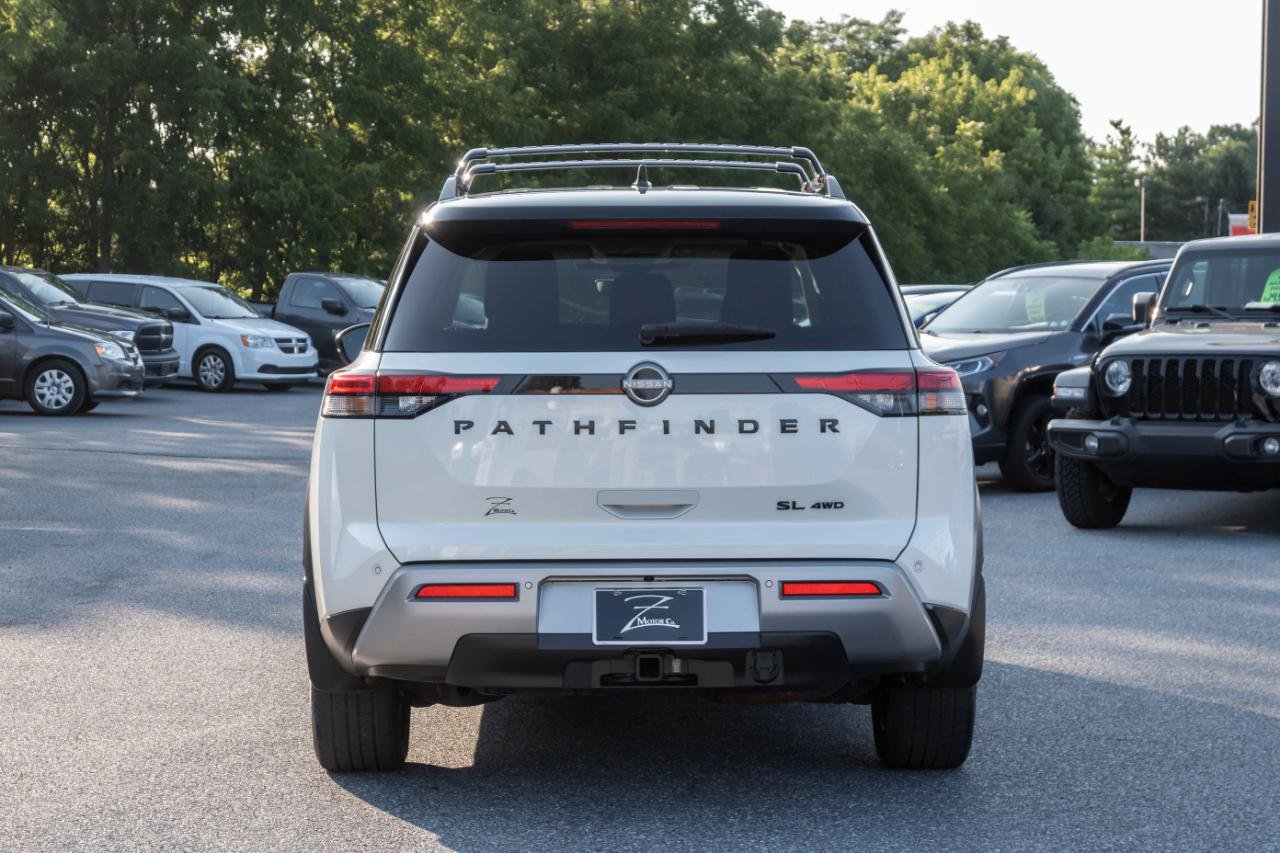Used 2023 Nissan Pathfinder SL w/ SL Premium Package AWD/4WD image 9
