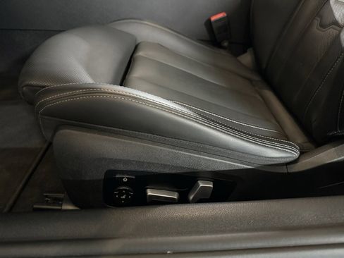 Used 2023 BMW M850i xDrive Convertible w/ Driving Assistance Package image 36