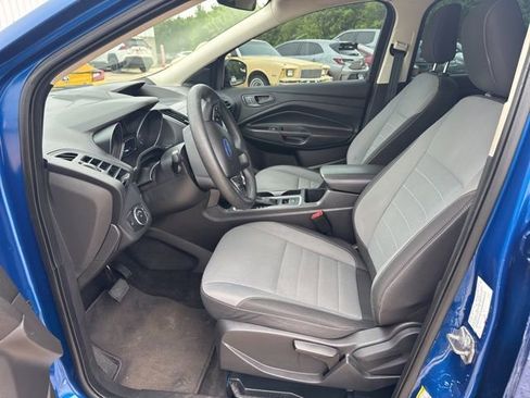 Used 2019 Ford Escape S FWD image 33