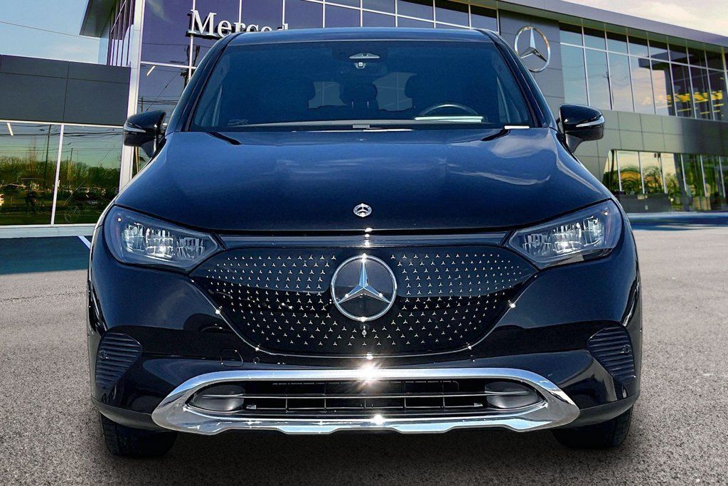 Certified 2023 Mercedes-Benz EQE 350+ 4MATIC SUV image 3