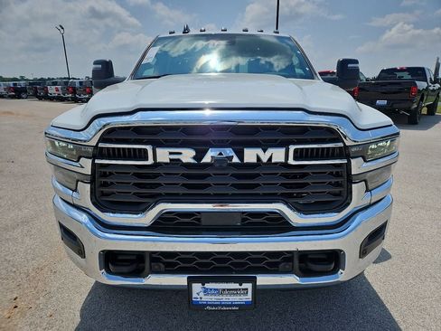 New 2026 RAM 2500 Tradesman AWD/4WD image 12