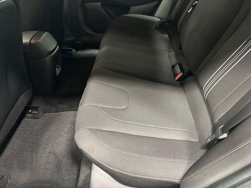 Used 2025 Hyundai Elantra Sport image 38