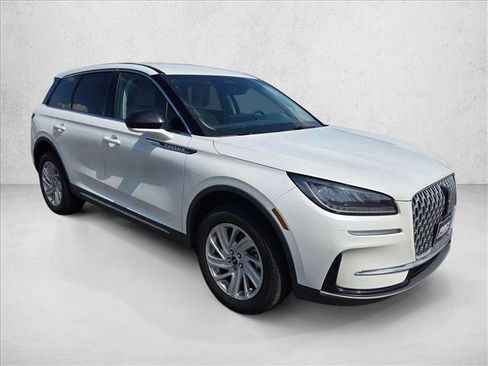 Used 2024 Lincoln Corsair FWD image 3