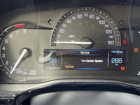 Used 2018 Cadillac XT5 Luxury w/ Driver Awareness Package image 20