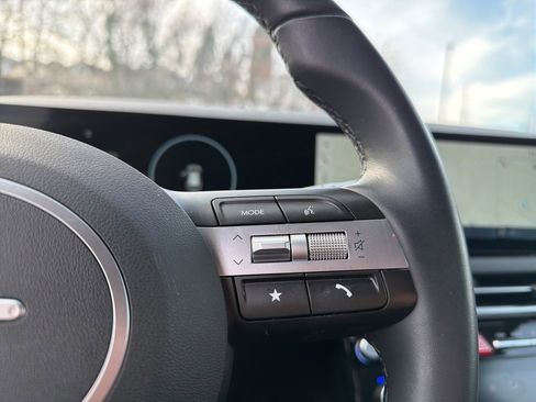 Certified 2025 Hyundai Tucson SEL image 35