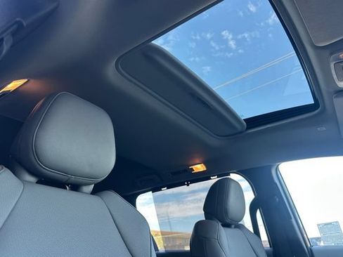 Certified 2026 Toyota Sienna XLE FWD image 23