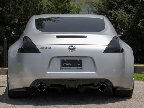 Used 2020 Nissan 370Z Coupe image 7