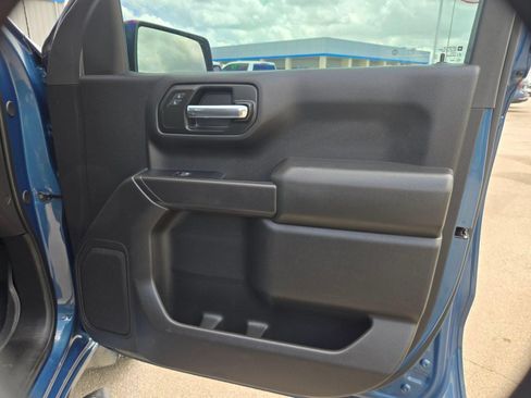 Certified 2024 Chevrolet Silverado 1500 Custom Trail Boss w/ LPO, Dark Essentials Package AWD/4WD image 24