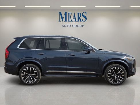New 2026 Volvo XC90 B6 Plus w/ Protection Package Premier image 6