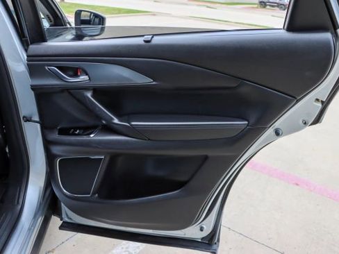 Used 2016 MAZDA CX-9 Touring image 33